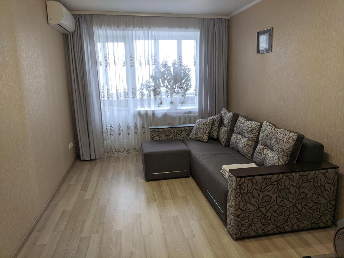 Apartment With Balcony On Peremohy Avenue 43 Τσέρνιγκοφ Εξωτερικό φωτογραφία