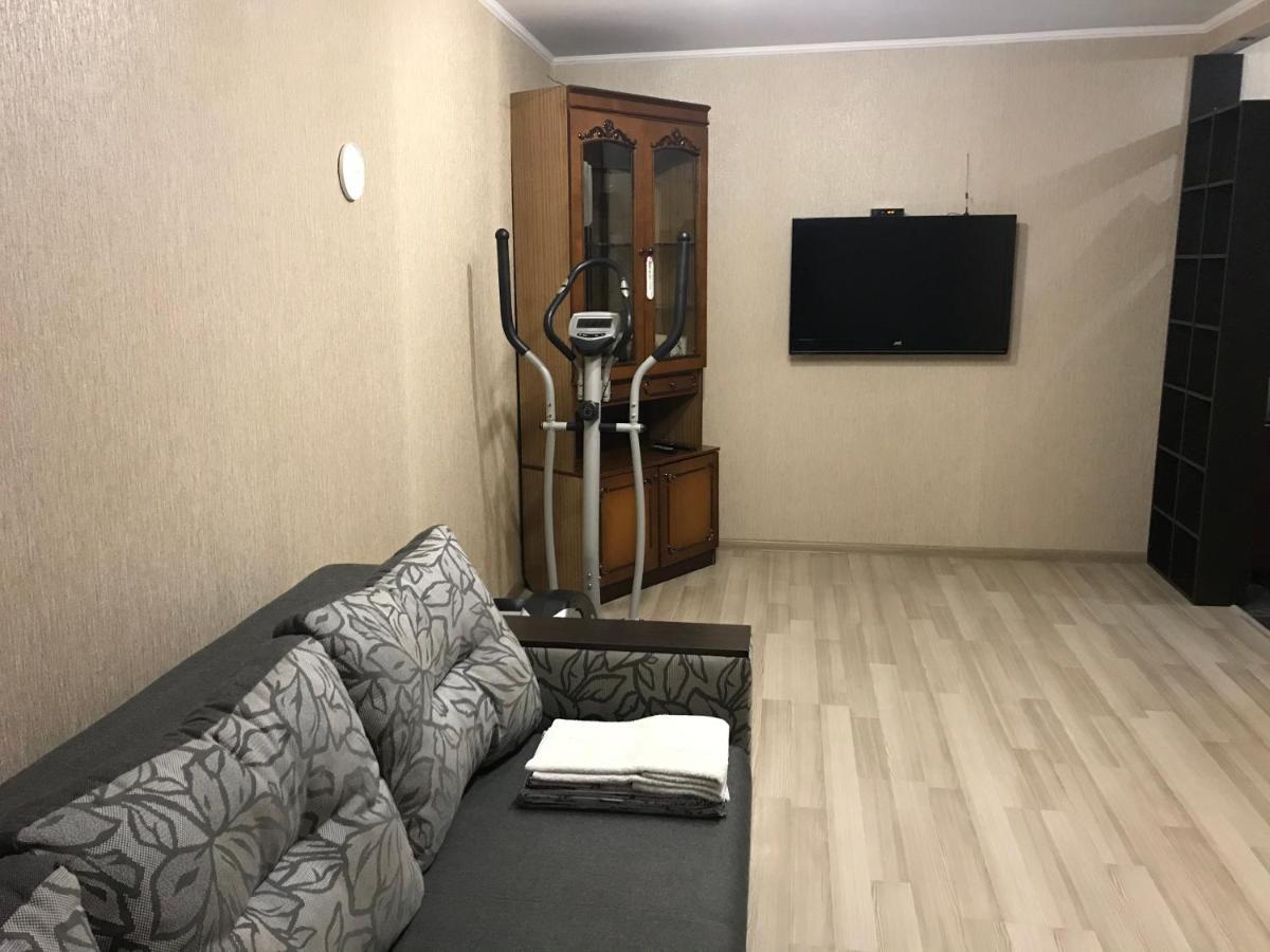 Apartment With Balcony On Peremohy Avenue 43 Τσέρνιγκοφ Εξωτερικό φωτογραφία